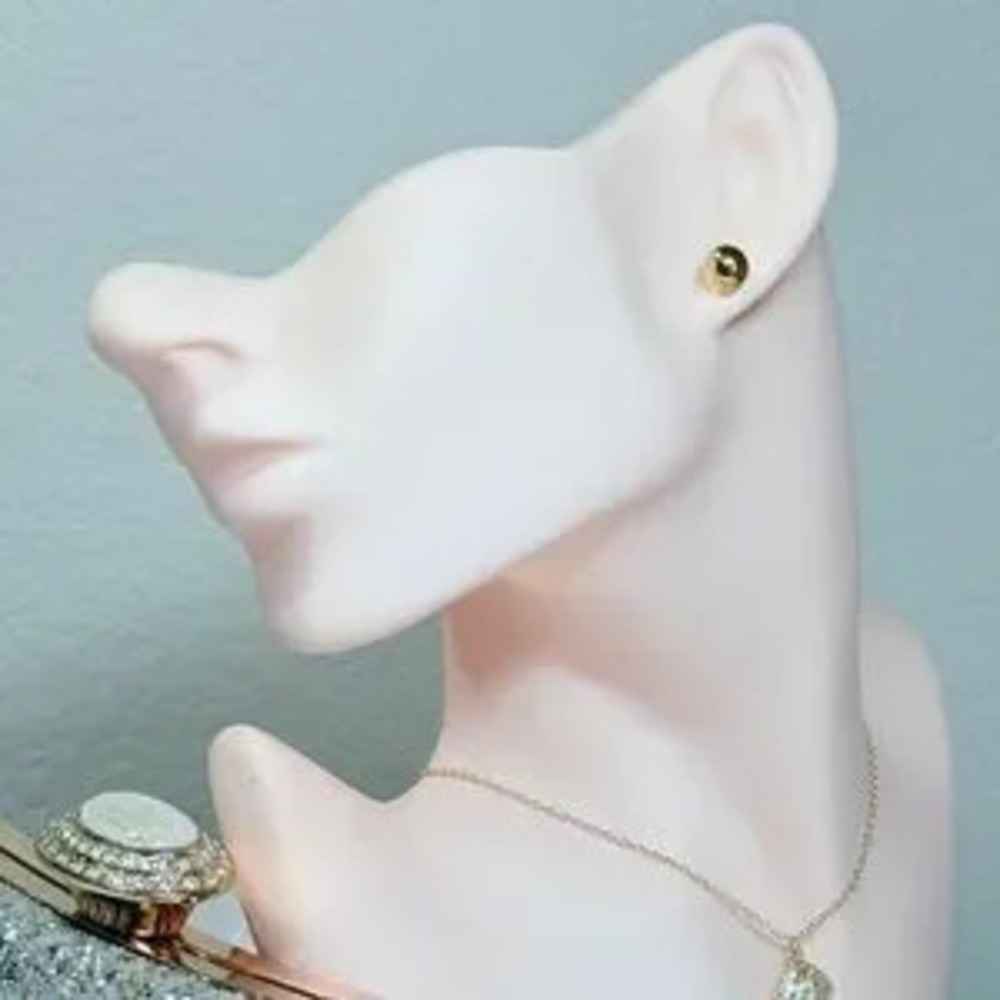 Elegant Gold Bold Earrings